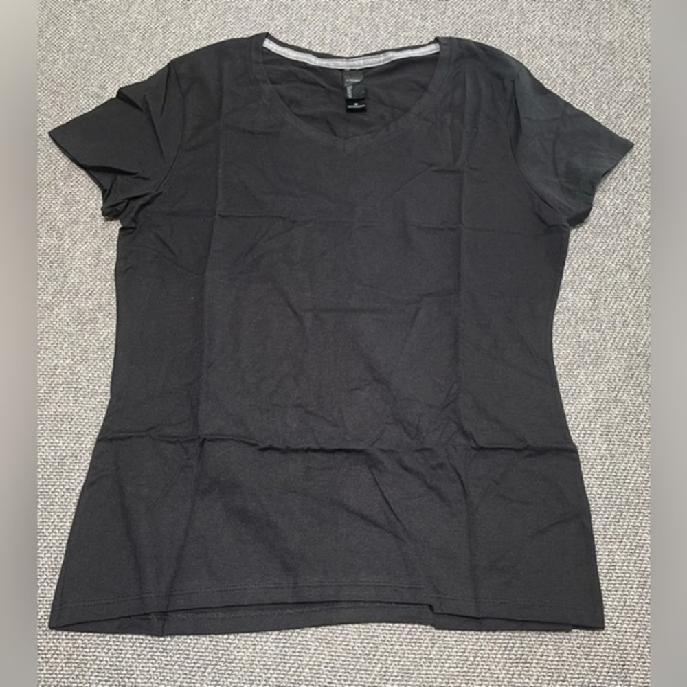 Hanes - Black X-Temp Fitted V-Neck Short Sleeve T-Shirt - Size Med